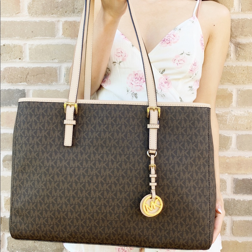 Gaby’sBags👜💕-Michael Kors Large Tote Brown - Picture 5 of 8